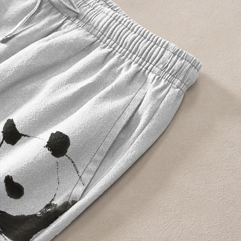 Buddha Stones Herrenhose mit schmal zulaufendem Schnitt und Taschen, bedruckt mit Panda- und Bambusmuster aus Baumwolle - image 2