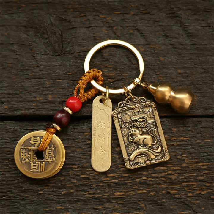 Buddha Stones Schlüsselanhänger mit Kupfermünzen des chinesischen Tierkreises, Motiv: Fünf Kaiser, Schutzkürbis - Ratte - image 1