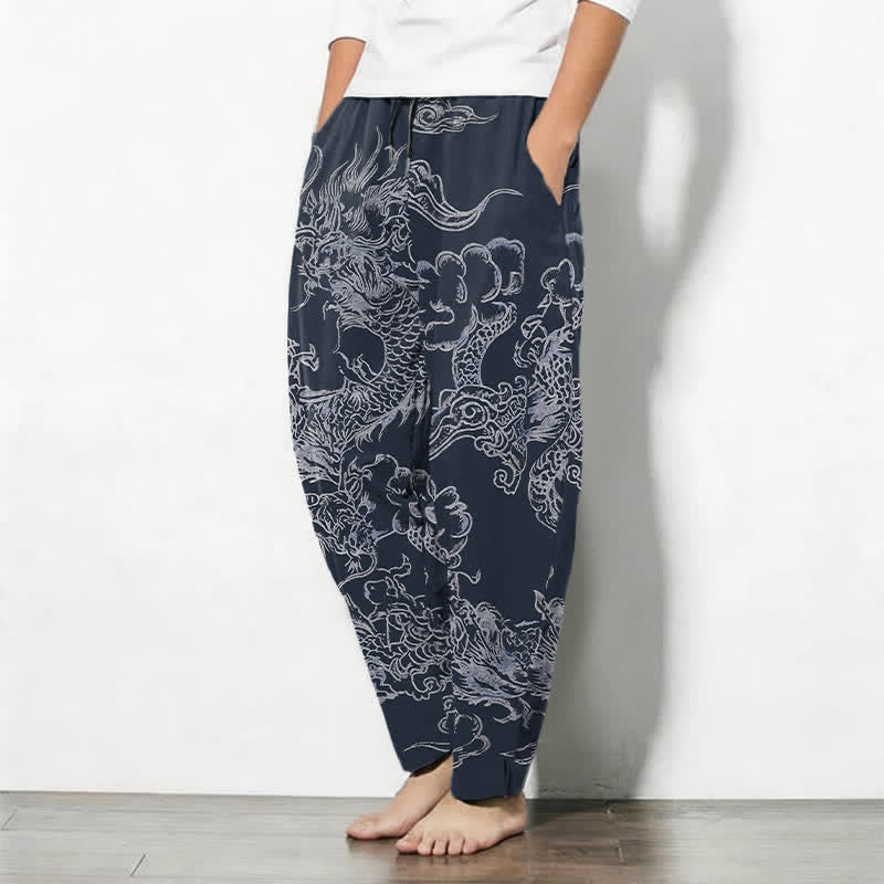 Buddha Stones Herrenhose aus reiner Baumwolle mit Drachen- und Wolkenmuster, Kordelzug, schmal zulaufendem Schnitt und Taschen - image 1