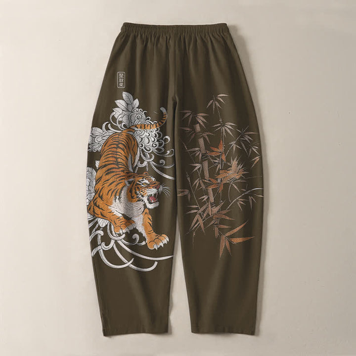 Buddha Stones Reine Baumwolle, Herrenhose mit Kordelzug, schmal zulaufendem Schnitt und Taschen, Muster „Brüllender Tiger“, Bambusmotiv, Tigermotiv, Kordelzug - image 3
