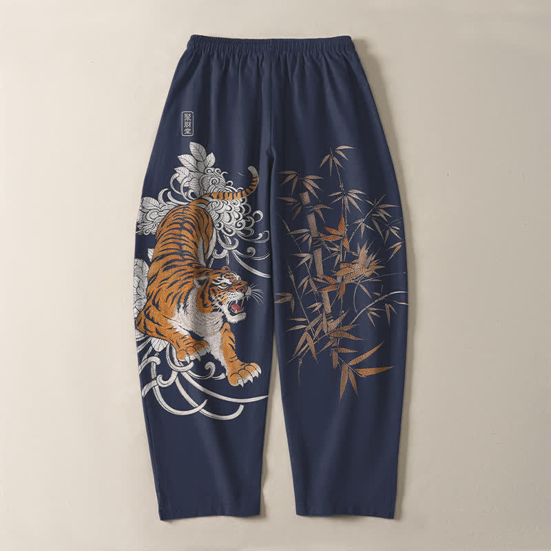 Buddha Stones Reine Baumwolle, Herrenhose mit Kordelzug, schmal zulaufendem Schnitt und Taschen, Muster „Brüllender Tiger“, Bambusmotiv, Tigermotiv, Kordelzug - image 10
