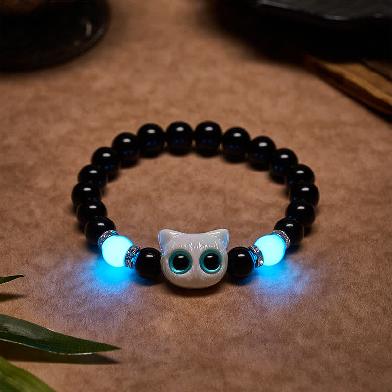 Buddha Stones Schwarzes Obsidian-Armband mit niedlicher Katze mit großen Augen zum Schutz der Katze, verziert mit Perlen - Weiße Katze (Handgelenkumfang: 15–16 cm) - image 1