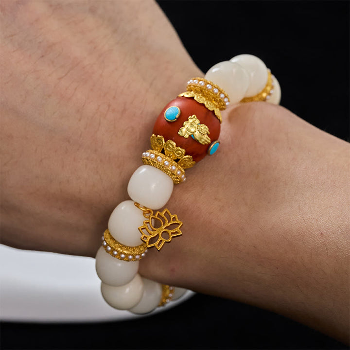 Buddha Stones Armband mit weißem Bodhi-Samen, graviertem orangefarbenem ovalem Lotus-Anhänger und Segensperlen - image 4