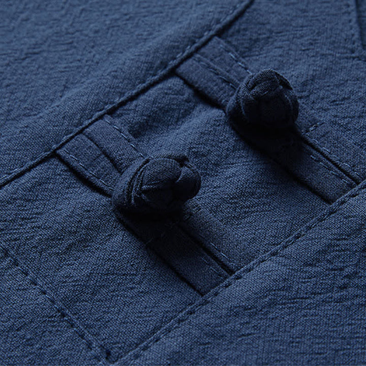 Buddha Stones 2-teiliges Sommer-Set im Tang-Stil: Lässiges Herren-Meditations-Set mit Taschen, Kurzarmhemd und Hose aus Baumwoll-Leinen-Mischgewebe mit Froschknöpfen und Bambusprint. - image 9