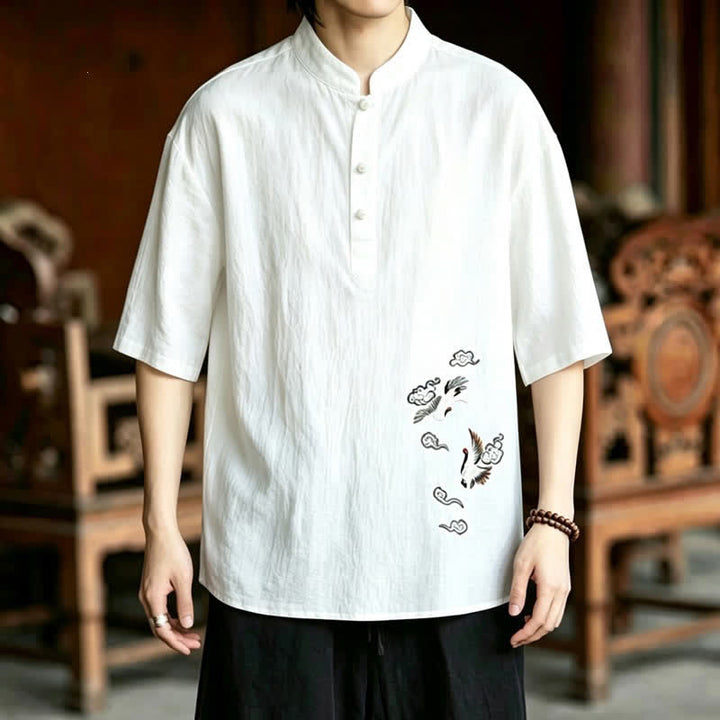 Buddha Stones Sommerliches Tang Style Casual Herren Kurzarmhemd mit Stehkragen und Kranichstickerei – Kurzarmhemden mit Stehkragen und Kranichmotiv - image 1