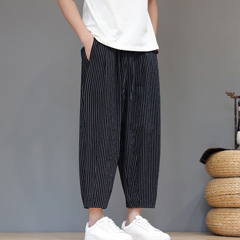 Buddha Stones Lässige, minimalistische Caprihose aus Baumwoll-Leinen-Mischgewebe mit Kordelzug und Streifenmuster, schmal zulaufende Herrenhose mit Tasche - image 10