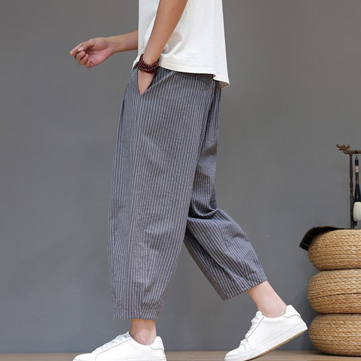Buddha Stones Lässige, minimalistische Caprihose aus Baumwoll-Leinen-Mischgewebe mit Kordelzug und Streifenmuster, schmal zulaufende Herrenhose mit Tasche - image 6