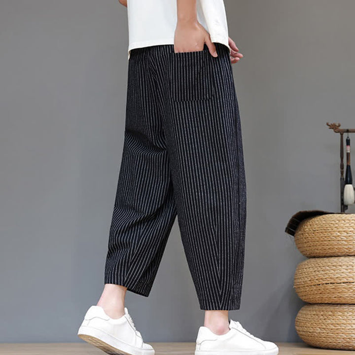 Buddha Stones Lässige, minimalistische Caprihose aus Baumwoll-Leinen-Mischgewebe mit Kordelzug und Streifenmuster, schmal zulaufende Herrenhose mit Tasche - image 11