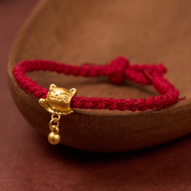 Buddha Stones Tibetisches rotes Kupferarmband mit Glückskatzen-Anhänger und Kugel, handgewebt - Dunkelrot (Handgelenkumfang 15-17 cm) - image 0