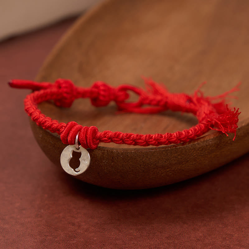 Buddha Stones Armband aus 925er Sterlingsilber mit rotem Katzenanhänger und rundem, hohlem Design - image 1
