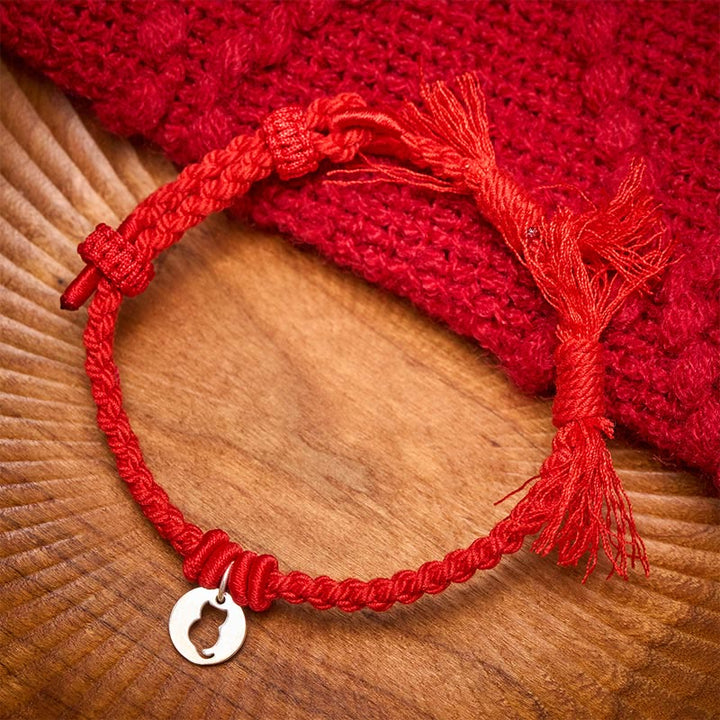 Buddha Stones Armband aus 925er Sterlingsilber mit rotem Katzenanhänger und rundem, hohlem Design - Rot (Handgelenkumfang 14–17 cm) - image 0