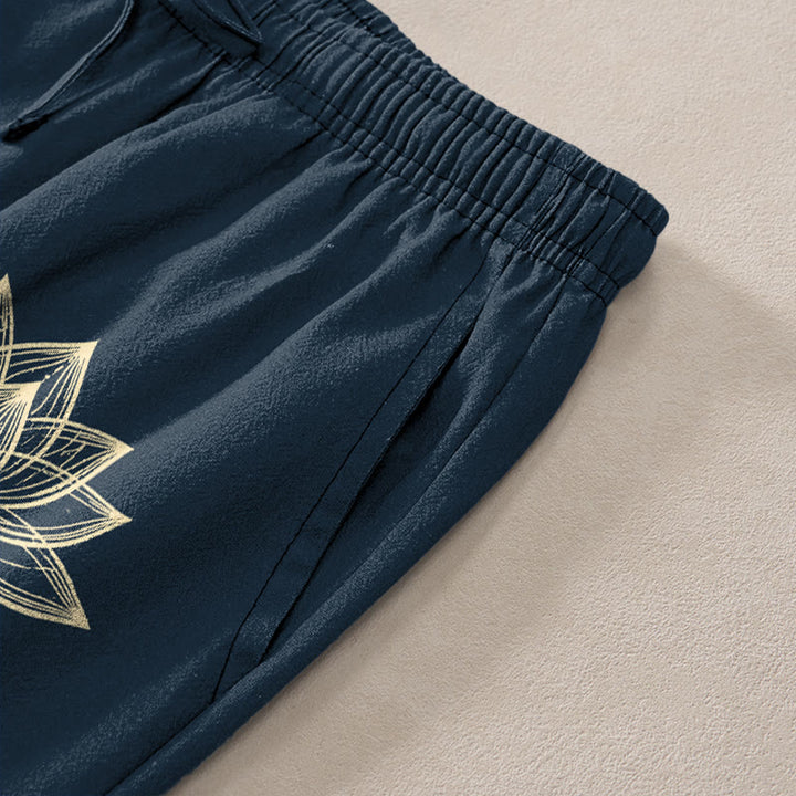 Buddha Stones Herren-Baumwollhose mit goldenem Lotusmuster, schmal zulaufendem Schnitt und Taschen - image 3