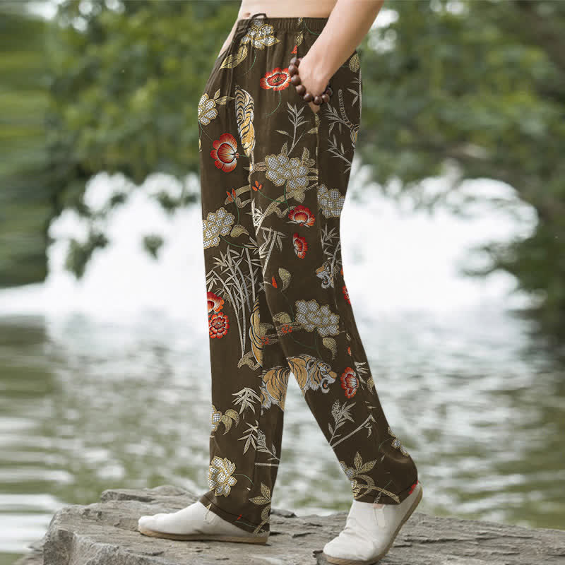 Buddha Stones Herrenhose aus Baumwolle mit Tiger-, Blumen- und Bambusmuster, schmal zulaufend und mit Taschen - image 7