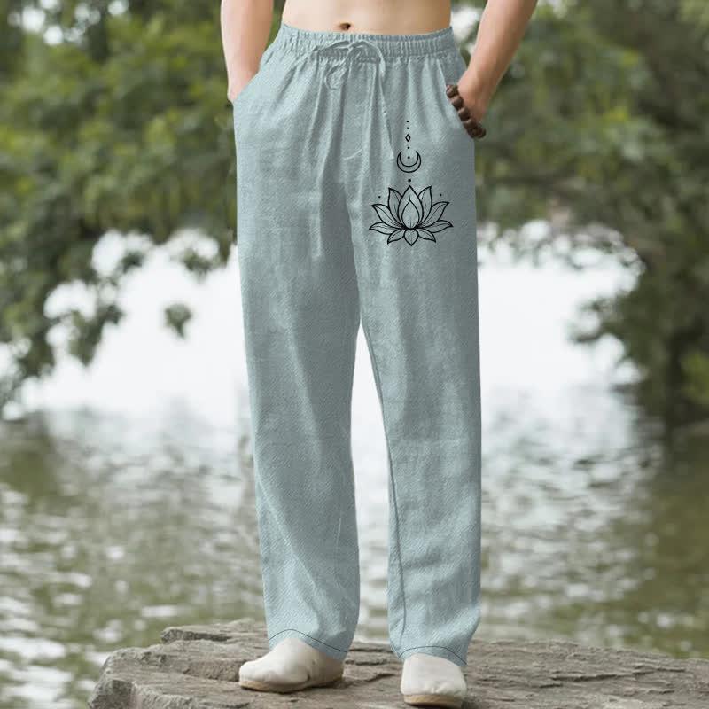 Buddha Stones Herrenhose aus Baumwolle mit Lotus-Mond-Muster, schmal zulaufend und mit Taschen - Hellblau - US/ UK/AU50, EU60 (5XL) - image 0