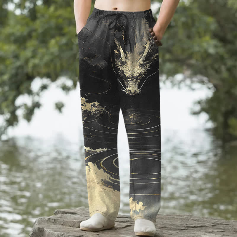 Buddha Stones Herren-Baumwollhose mit goldenem Drachenwellenmuster, schmal zulaufendem Schnitt und Taschen - Schwarz - US/ UK/AU50, EU60 (5XL) - image 4