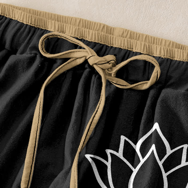 Buddha Stones Weiße Damenhose aus reiner Baumwolle mit Lotusmuster, elastischem Bund und Taschen - image 1