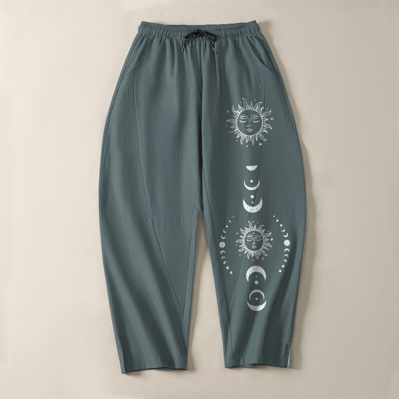 Buddha Stones Herrenhose aus reiner Baumwolle mit Sonnen- und Mondphasenmuster, Kordelzug, schmal zulaufendem Schnitt und Taschen - image 13