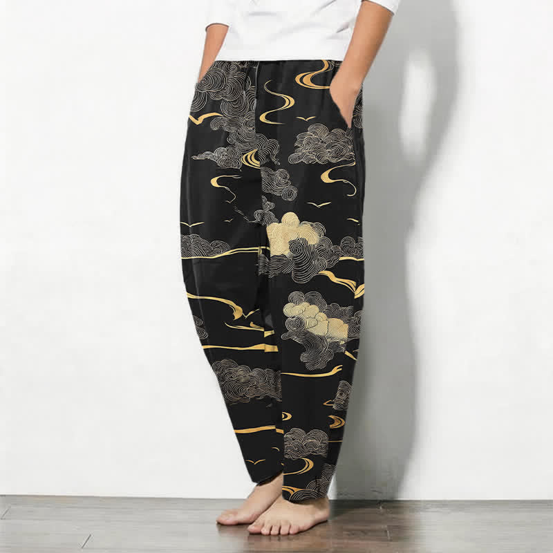 Buddha Stones Herrenhose aus reiner Baumwolle mit goldenem Wolken-Wellenmuster, Kordelzug, schmal zulaufendem Schnitt und Taschen - image 1