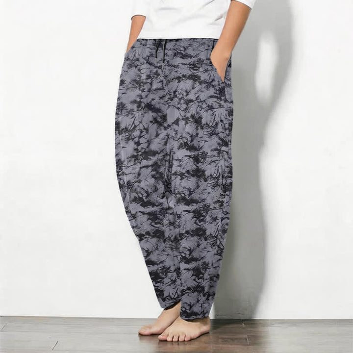 Buddha Stones Herrenhose aus reiner Baumwolle mit dunklem Marmor-Camouflage-Muster, Kordelzug, schmal zulaufendem Bein und Taschen - image 1
