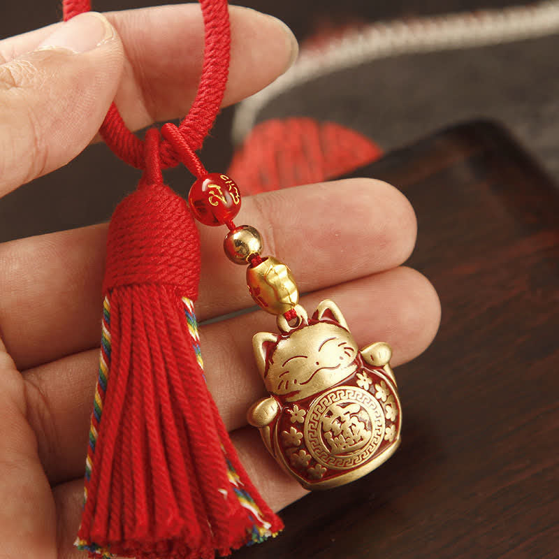 Buddha Stones Schlüsselanhänger mit handgewebter roter Schnur und Fu-Zeichen-Segensquaste aus Messing - Glückskatze mit roter Quaste - image 0