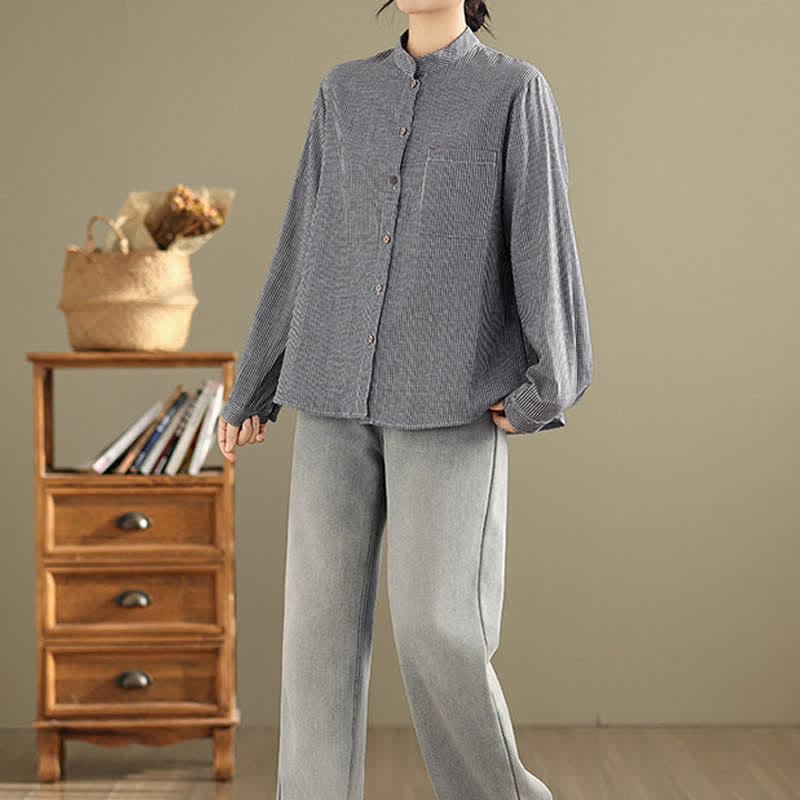 Buddha Stones Lässiges, sommerliches Langarmshirt im Tang-Stil mit Stehkragen, Streifen und aufgesetzter Tasche. - image 7