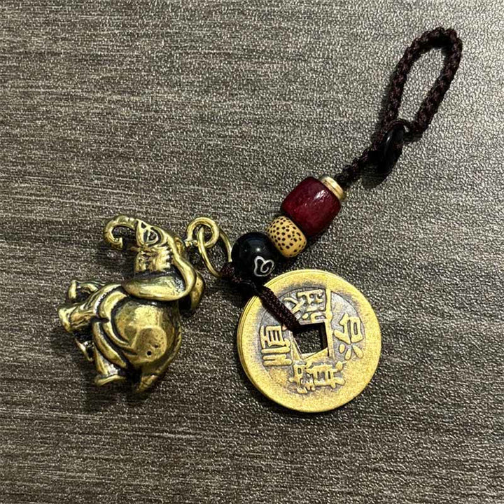 Buddha Stones Vintage Schlüsselanhänger mit Elefantenmotiv aus Messing und fünf Kaisermünzen als Glücksbringer - Elefant mit Glückswolkenkordel und fünf Kaisermünzen - image 4