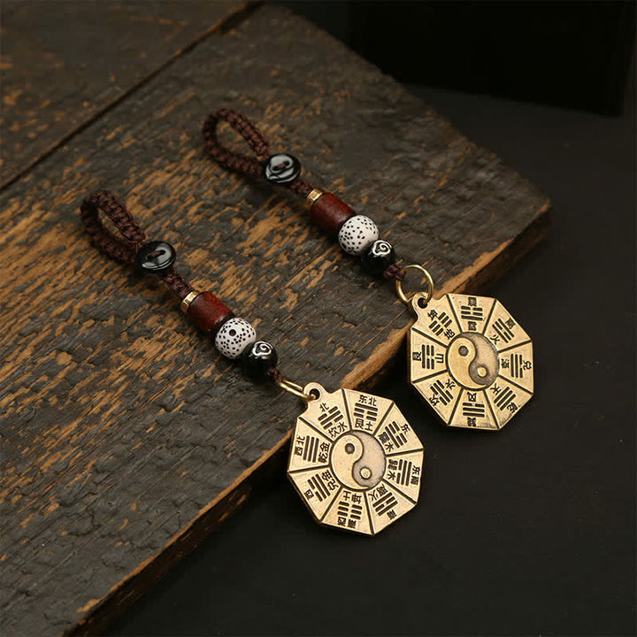 Buddha Stones Vintage Schlüsselanhänger mit Anhänger aus Messing, Bagua Pi Xiu, Fünf-Kaiser-Münzen, Schutzsymbol Yin Yang - image 0