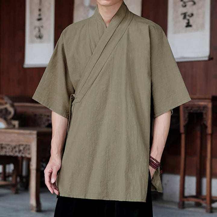 Buddha Stones Minimalistisches Kurzarmhemd im Sommer-Stil von Tang Style mit Seitenschlitz, V-Ausschnitt und Tasche für Herren. - image 18