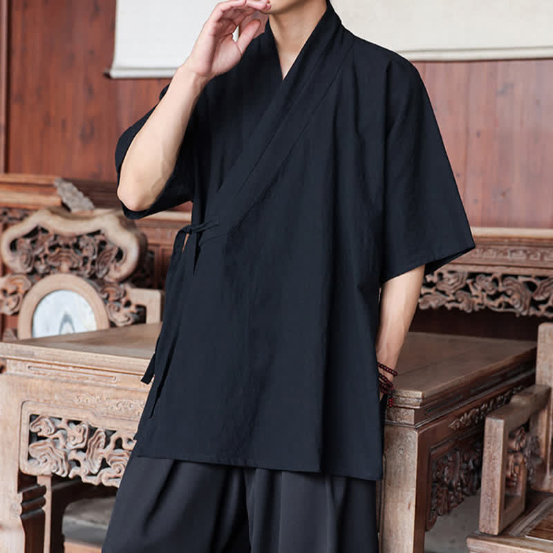 Buddha Stones Minimalistisches Kurzarmhemd im Sommer-Stil von Tang Style mit Seitenschlitz, V-Ausschnitt und Tasche für Herren. - image 11