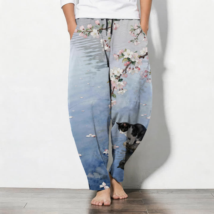 Buddha Stones Herrenhose aus reiner Baumwolle mit Sakura-Katzen-Wasserreflexionsmuster, Kordelzug, schmal zulaufendem Schnitt und Taschen - Hellblau - US/ UK/AU50, EU60 (5XL) - image 0