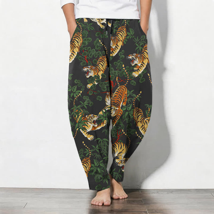 Buddha Stones Herrenhose aus reiner Baumwolle mit Tiger- und Bambusblattmuster, Kordelzug, schmal zulaufendem Schnitt und Taschen - Schwarz - US/ UK/AU50, EU60 (5XL) - image 0