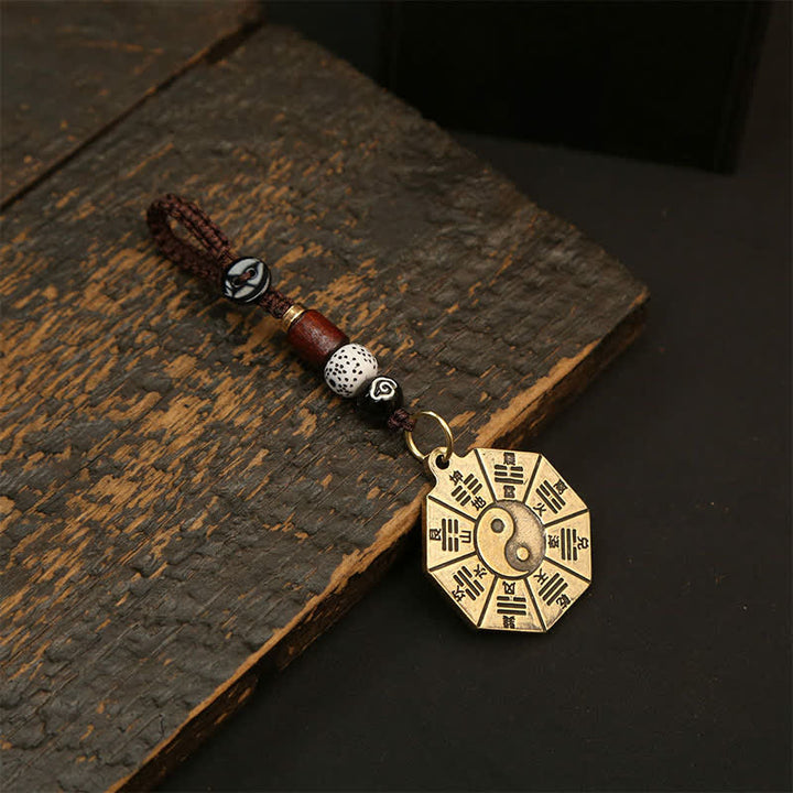 Buddha Stones Vintage Schlüsselanhänger mit Anhänger aus Messing, Bagua Pi Xiu, Fünf-Kaiser-Münzen, Schutzsymbol Yin Yang - Bagua-Plakette - image 1