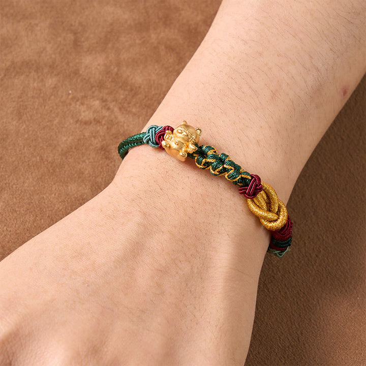 Buddha Stones Handgewebtes rotes Armband mit Glückskatzenmotiv - image 3