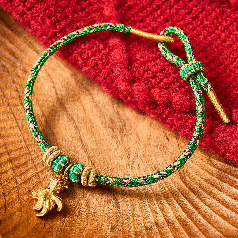 Buddha Stones Handgewebtes Armband aus grünem Seil mit rotem Koi-Karpfen als Glücksbringer - image 1