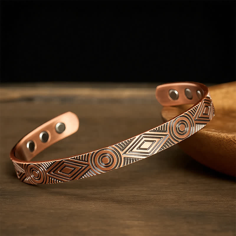Buddha Stones Geometrisches, graviertes offenes Armband aus rotem Kupfer mit Erdungsmotiv - image 7