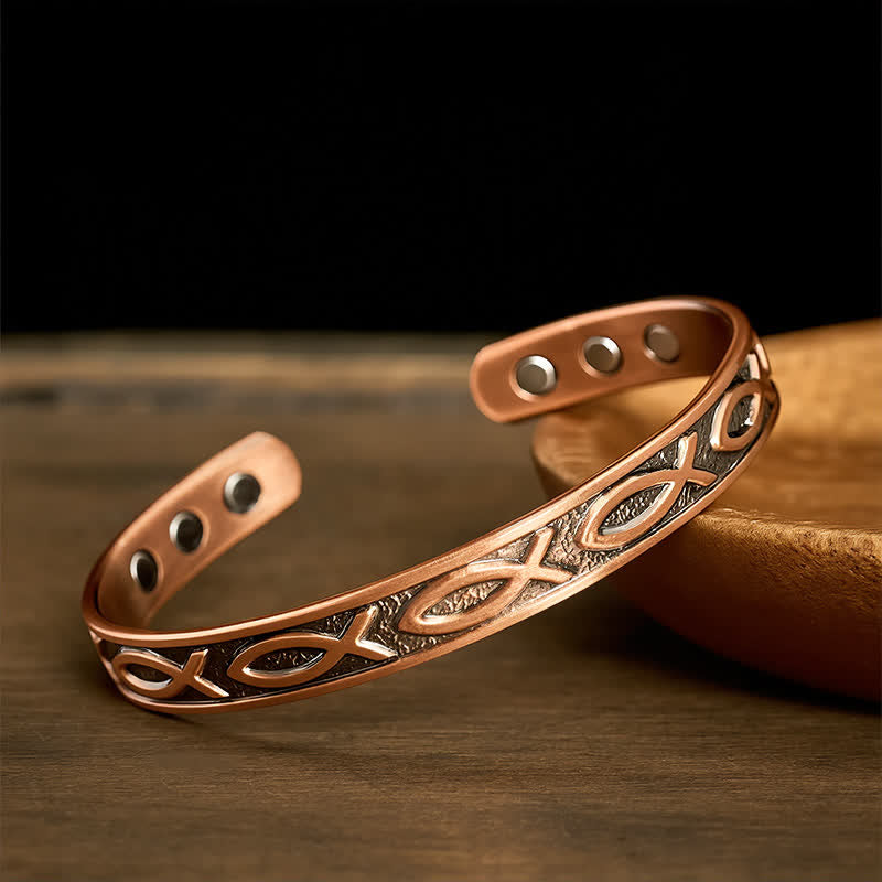 Buddha Stones Armband aus rotem Kupfer mit Koi-Fisch-Motiv und offenem Ärmel - image 1