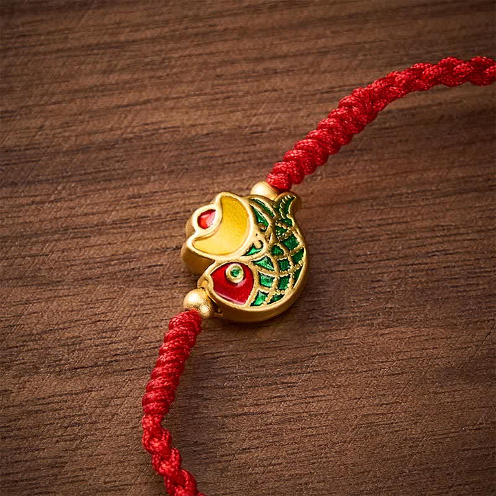 Buddha Stones Handgewebtes Armband aus rotem Seil mit Koi-Glückssymbol - image 4