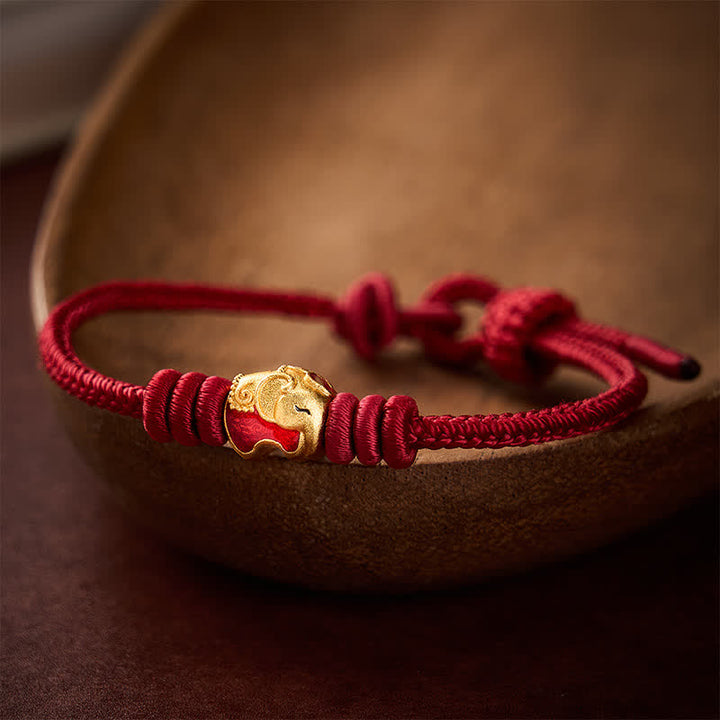 Buddha Stones Rotes Elefanten-Armband mit roter Schnur – Glücksbringer - Dunkelrot (Handgelenkumfang 15–17 cm) - image 0