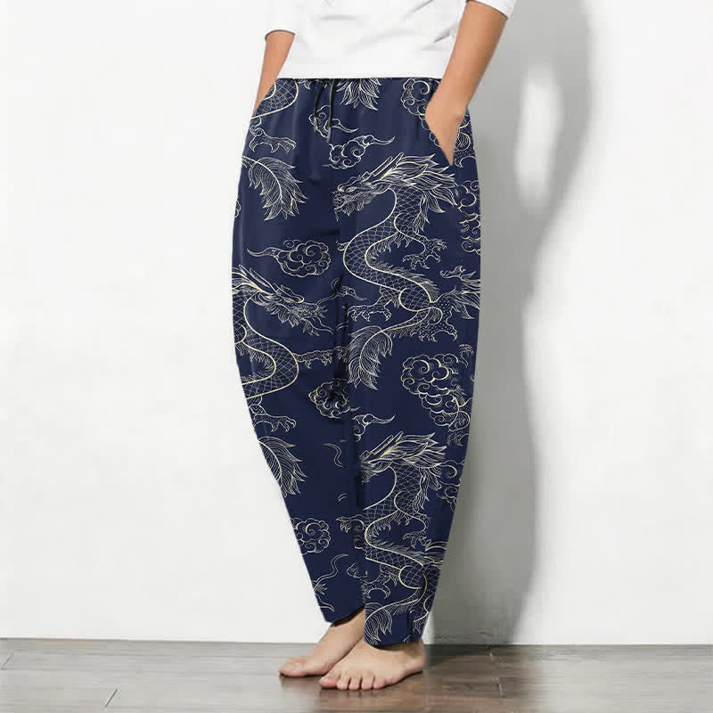Buddha Stones Herrenhose aus reiner Baumwolle mit orientalischem Drachen- und Wolkenmuster, Kordelzug, schmal zulaufendem Schnitt und Taschen - image 1