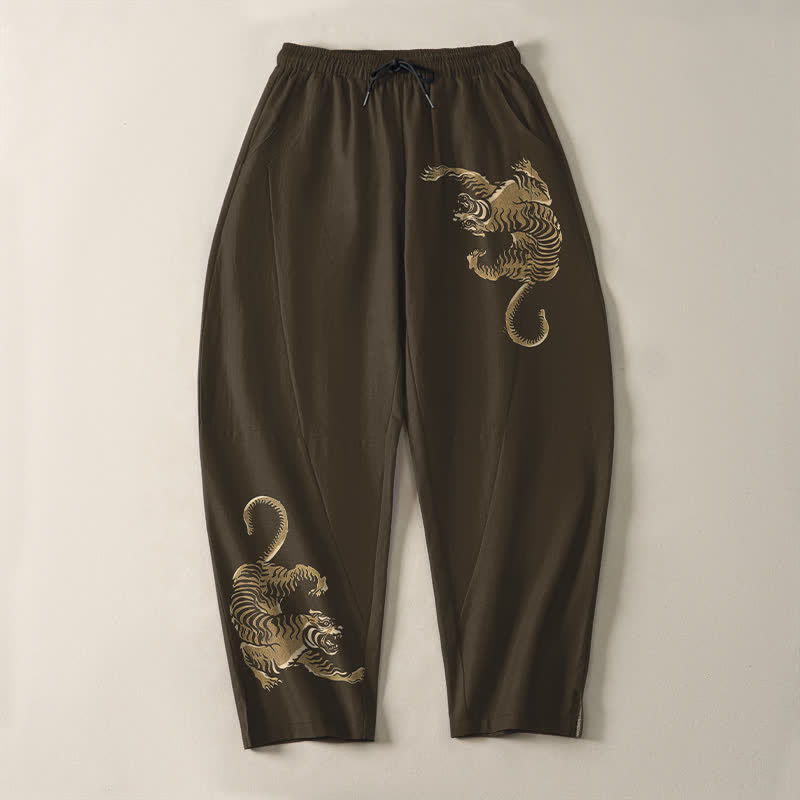 Buddha Stones Herrenhose aus reiner Baumwolle mit goldenem Tigermuster, Kordelzug, schmal zulaufendem Schnitt und Taschen - image 2