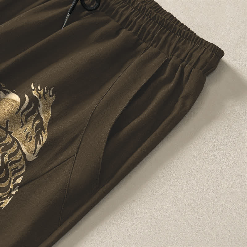Buddha Stones Herrenhose aus reiner Baumwolle mit goldenem Tigermuster, Kordelzug, schmal zulaufendem Schnitt und Taschen - image 4