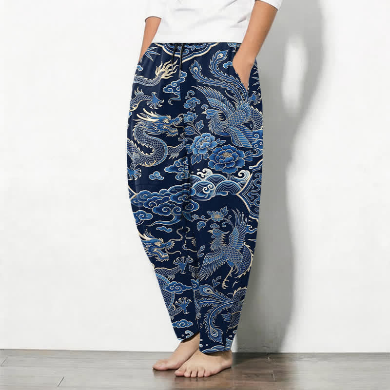 Buddha Stones Herrenhose aus reiner Baumwolle mit azurblauem Drachen- und Wolkenmuster, Kordelzug, schmal zulaufendem Schnitt und Taschen - image 1