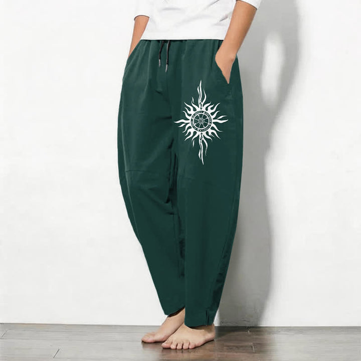 Buddha Stones Herrenhose aus reiner Baumwolle mit Tribal-Sonnenmuster, Kordelzug, schmal zulaufendem Schnitt und Taschen - image 12