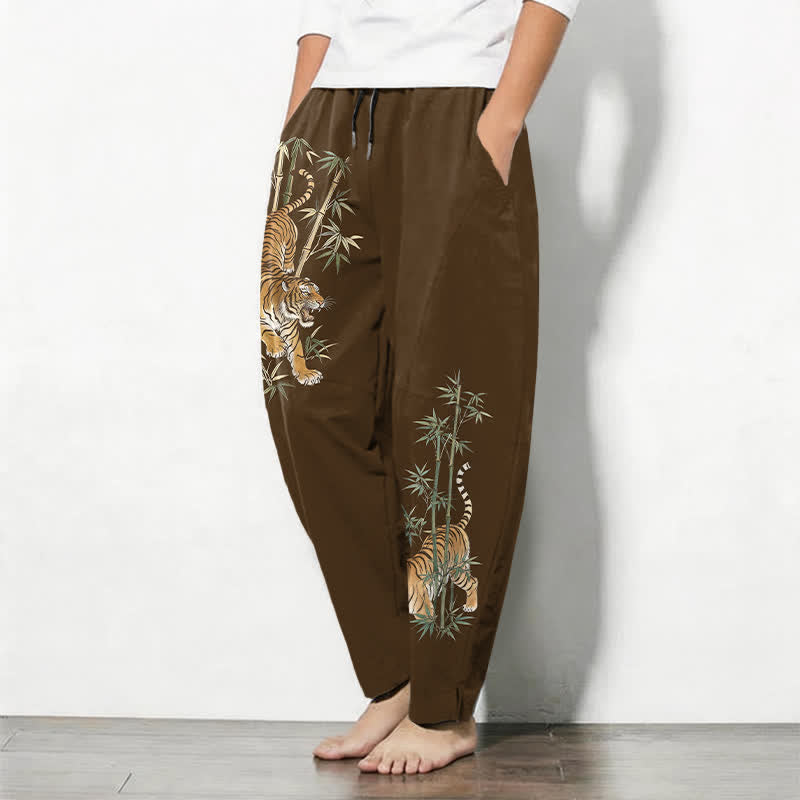 Buddha Stones Herrenhose aus reiner Baumwolle mit Tiger- und Bambusmuster, Kordelzug, schmal zulaufendem Schnitt und Taschen - image 8