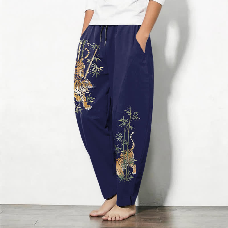 Buddha Stones Herrenhose aus reiner Baumwolle mit Tiger- und Bambusmuster, Kordelzug, schmal zulaufendem Schnitt und Taschen - image 12