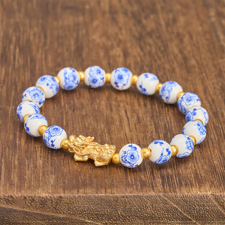 Buddha Stones Weißes Porzellan-PiXiu-Armband mit blauen Blumenperlen (Glücksbringer) - image 2