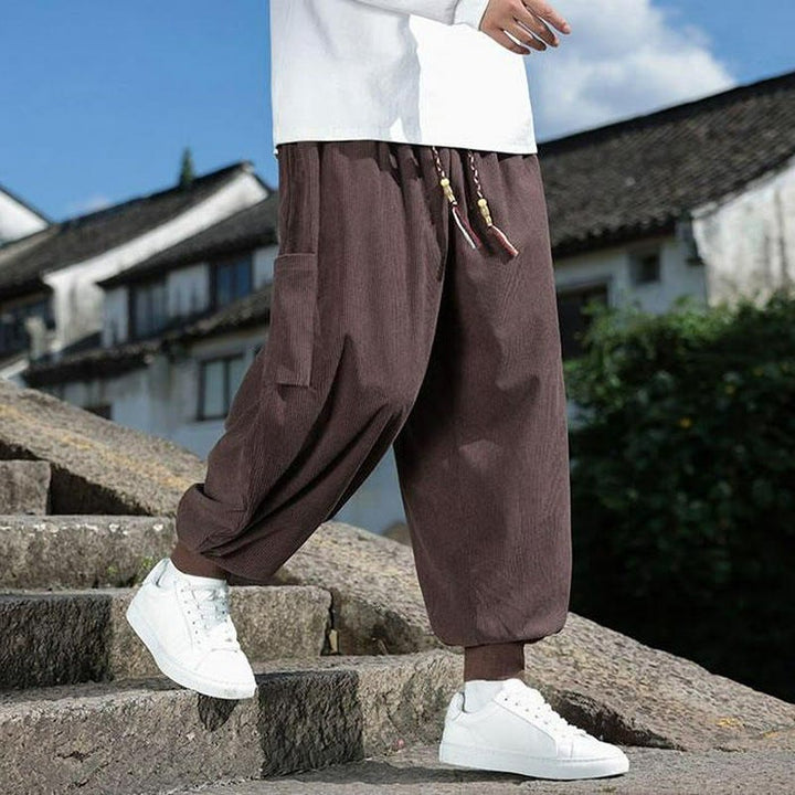 Buddha Stones Lässige Herrenhose mit aufgesetzter Tasche, Kordelzug, aufgesetzter Tasche, Knöchellänge, schmal zulaufend, für Herbst und Winter - image 8