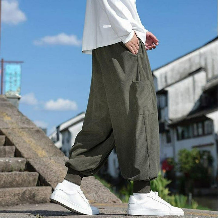 Buddha Stones Lässige Herrenhose mit aufgesetzter Tasche, Kordelzug, aufgesetzter Tasche, Knöchellänge, schmal zulaufend, für Herbst und Winter - image 4