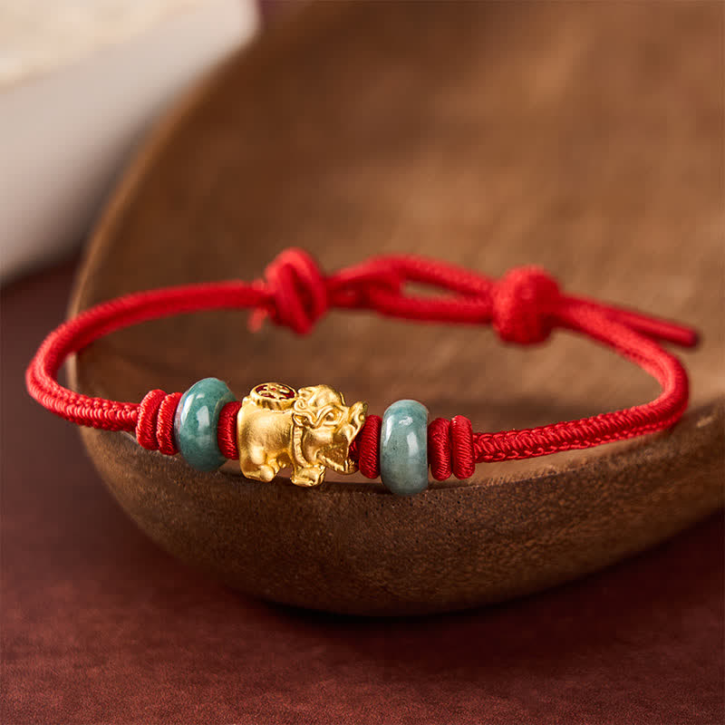 Buddha Stones Armband aus einer Legierung mit Pi-Xiu-Münze und roter Schnur - Rot - 6,7–7,5 Zoll/17–19 cm - image 0