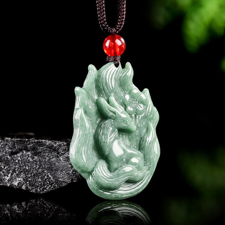 Buddha Stones Jade-Anhänger mit neunschwänzigem Fuchs-Relief als Glückssymbol - image 1